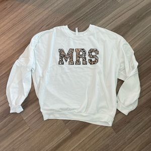 Mrs white bridal sweatshirt